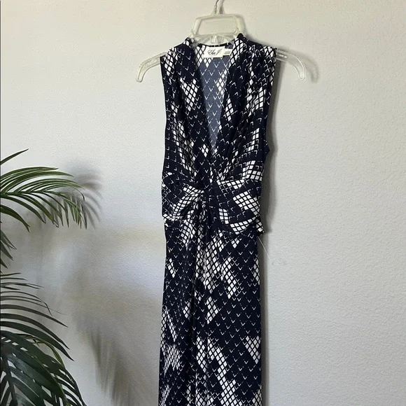 Eliza J Jersey Maxi Dress New Navy and White Maxi Dress Tie Waist - Picture 9 of 12